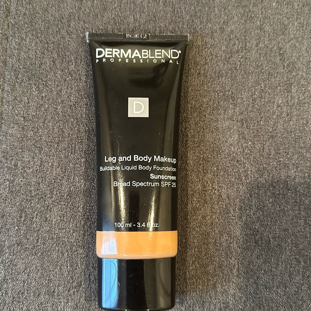 Dermablend Leg and Body Makeup 3.4 Oz  Tan Honey NWOB Exp 6/2025